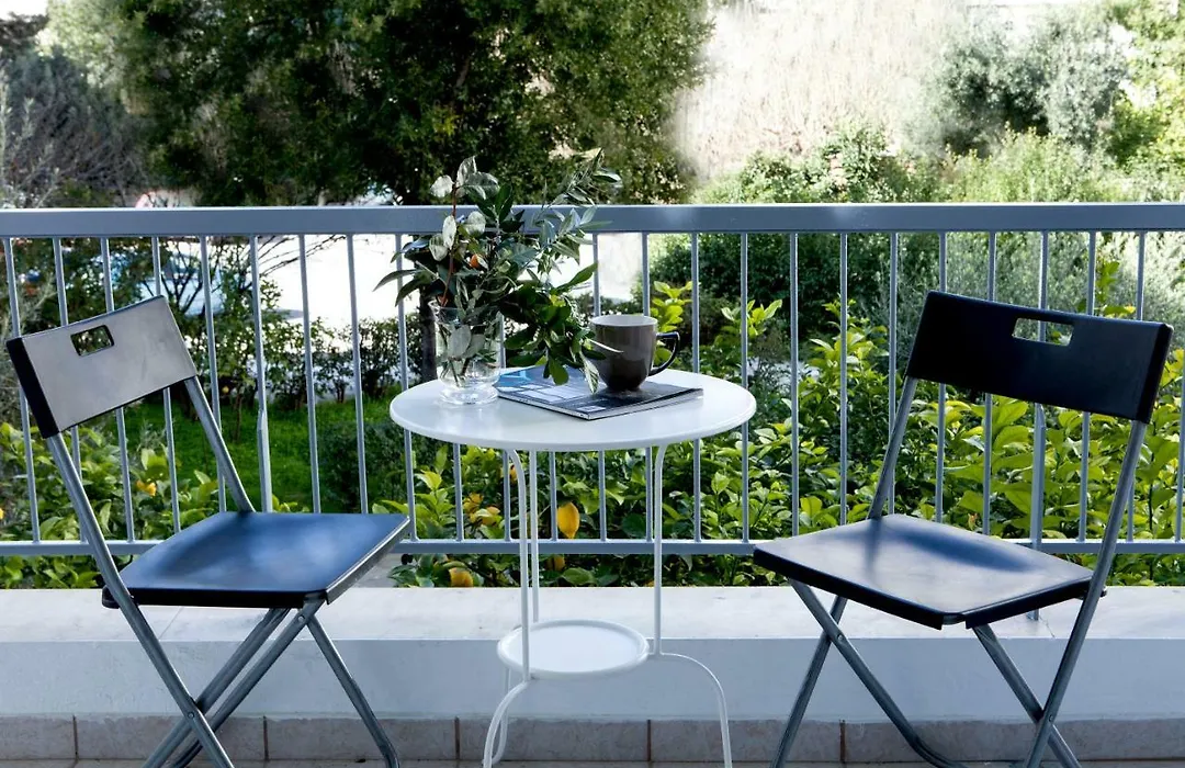 Best Located Executive Apartment In Maroussi.-1